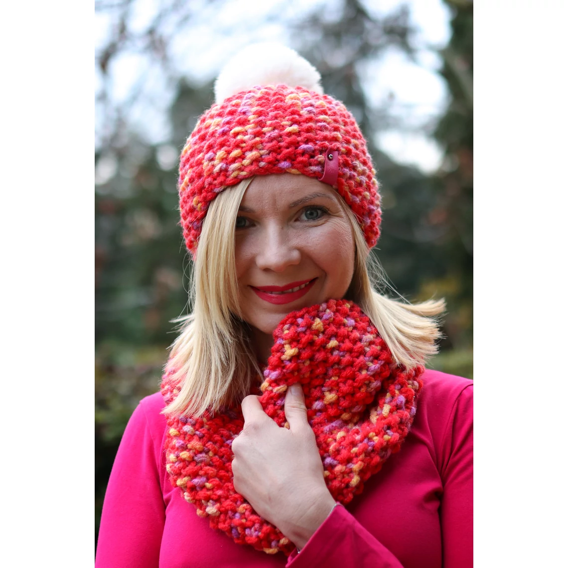 Kolorkka Knit kötött csősál / piros-narancs-lila