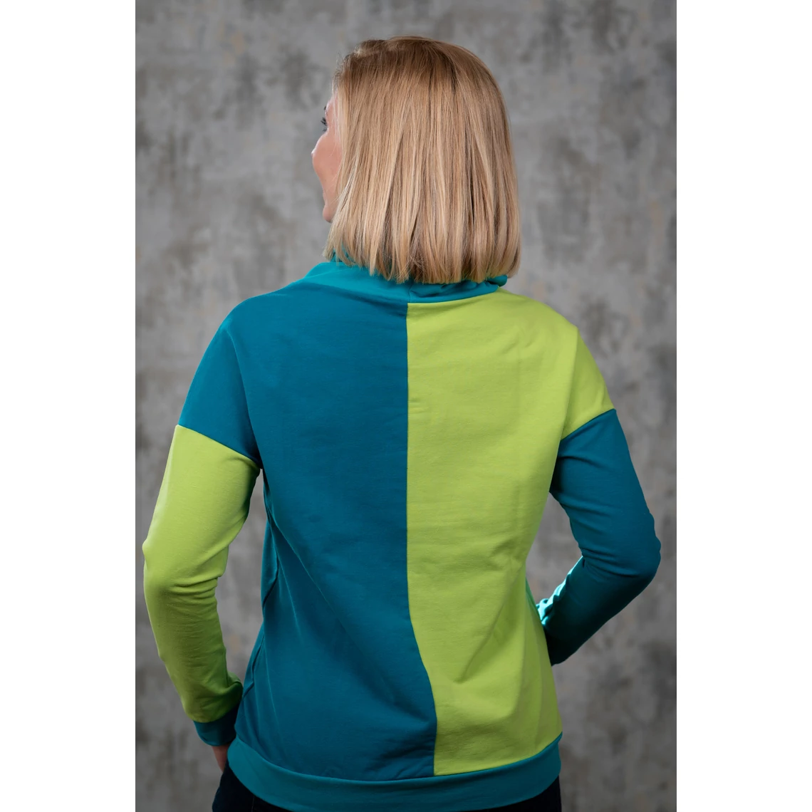 Kolorkka Colorblock pulóver / petrol-türkiz-lime