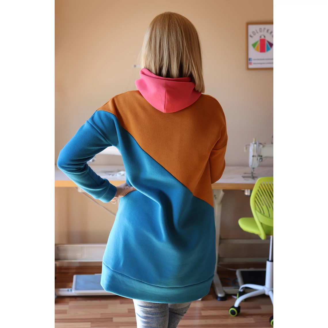 Kolorkka COLORBLOCK pulcsiruha / rózsaszín-tengerkék-terrakotta
