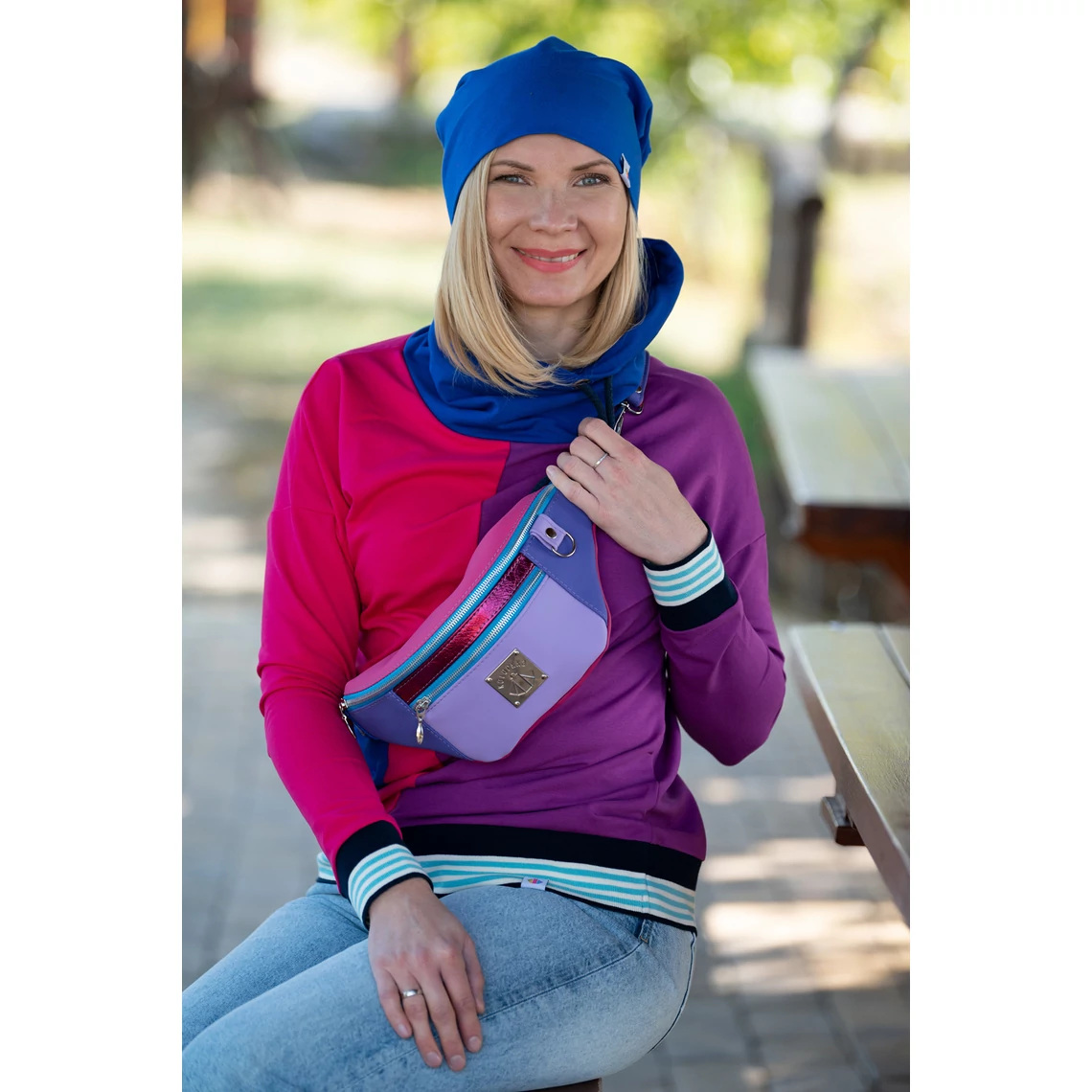 Kolorkka COLORBLOCK kámzsás pulóver / pink-ciklámen-királykék