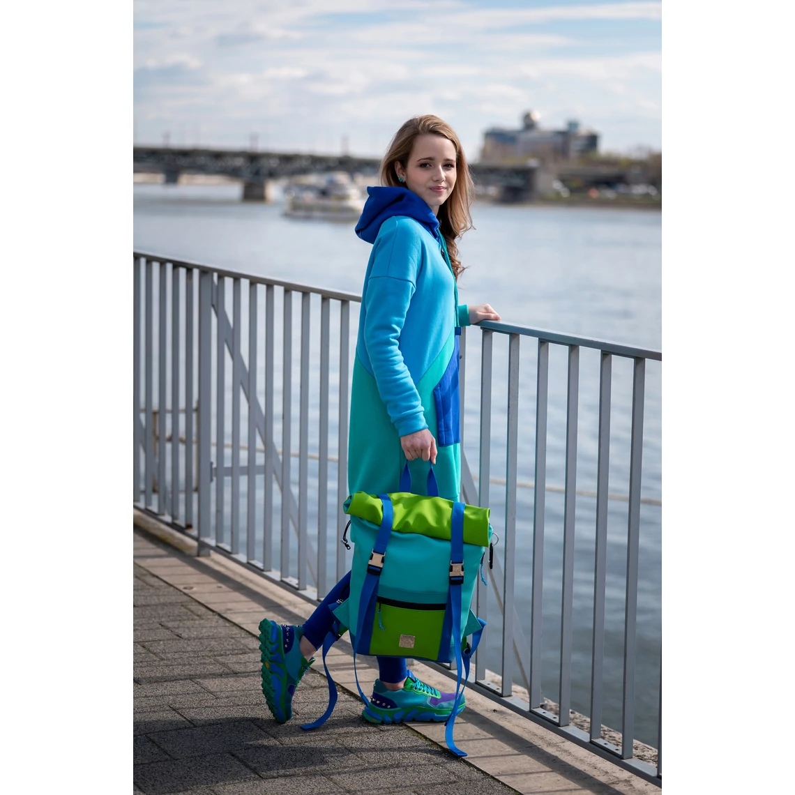 Kolorkka EXPLORER roll-top hátizsák laptop rekesszel / Jáde-almazöld-tengerkék-királykék