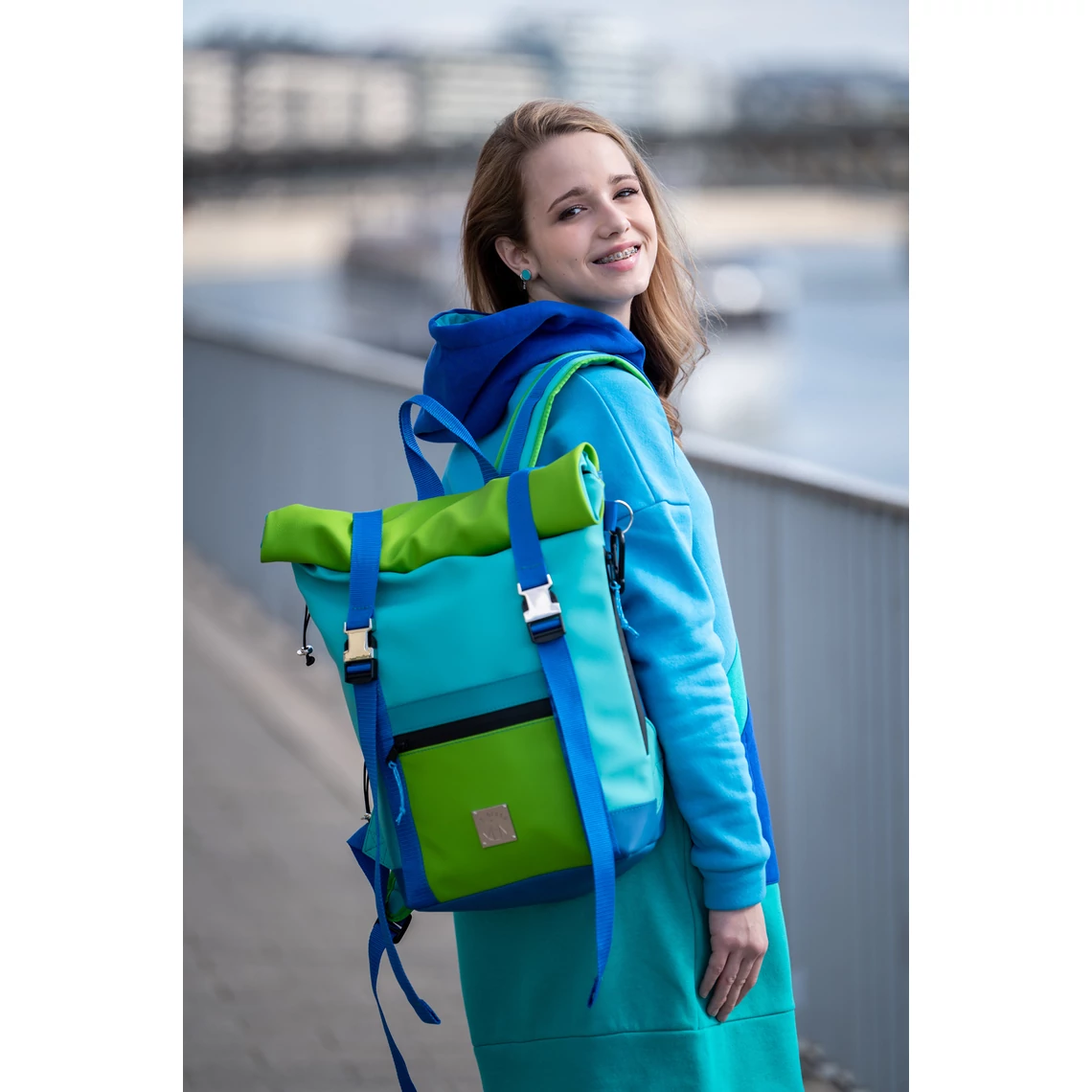 Kolorkka EXPLORER roll-top hátizsák laptop rekesszel / Jáde-almazöld-tengerkék-királykék
